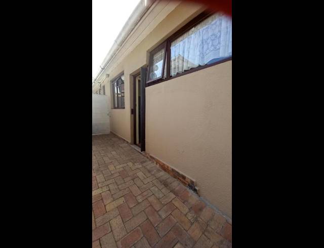 1 BEDROOM PROPERTY TO RENT IN BOSTON
